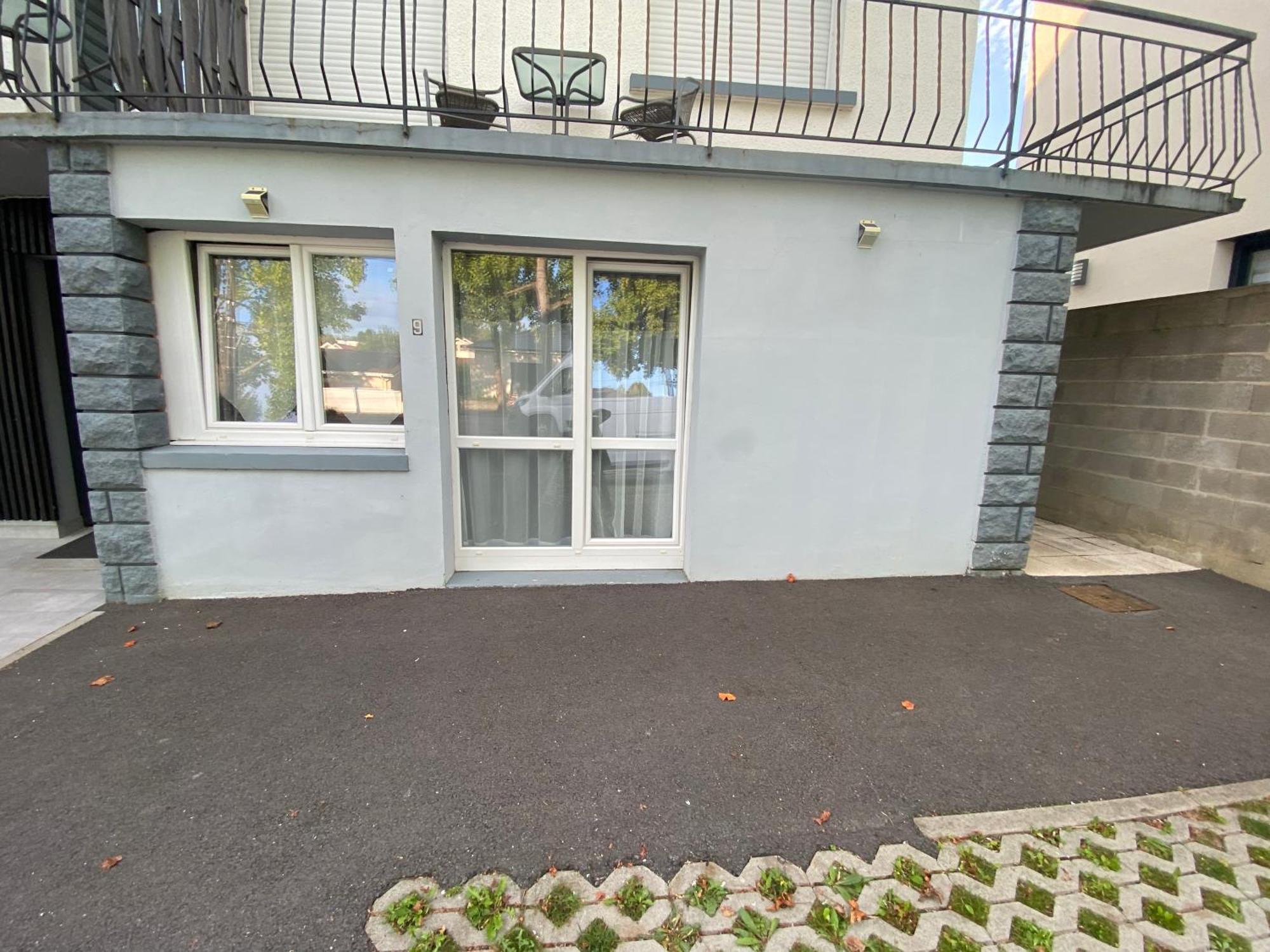 Toul Appartement Entier Avec Parking Prive Au Calme Cosy A Etage Avec Balcon Экстерьер фото