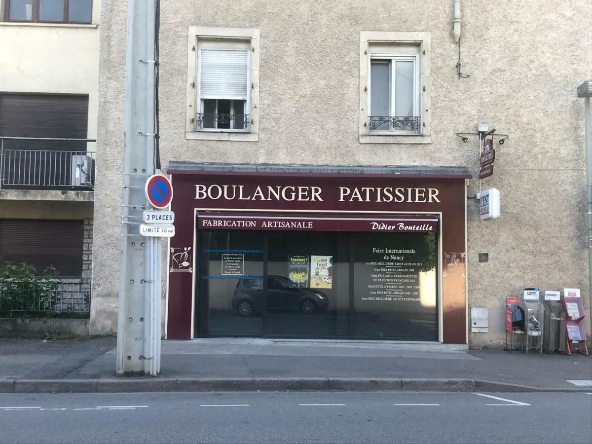 Toul Appartement Entier Avec Parking Prive Au Calme Cosy A Etage Avec Balcon Экстерьер фото